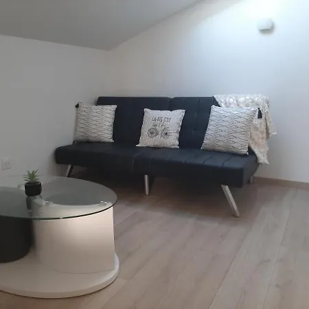 Logement Confortable Dans Residence Privee A Amplepuis Exterior foto