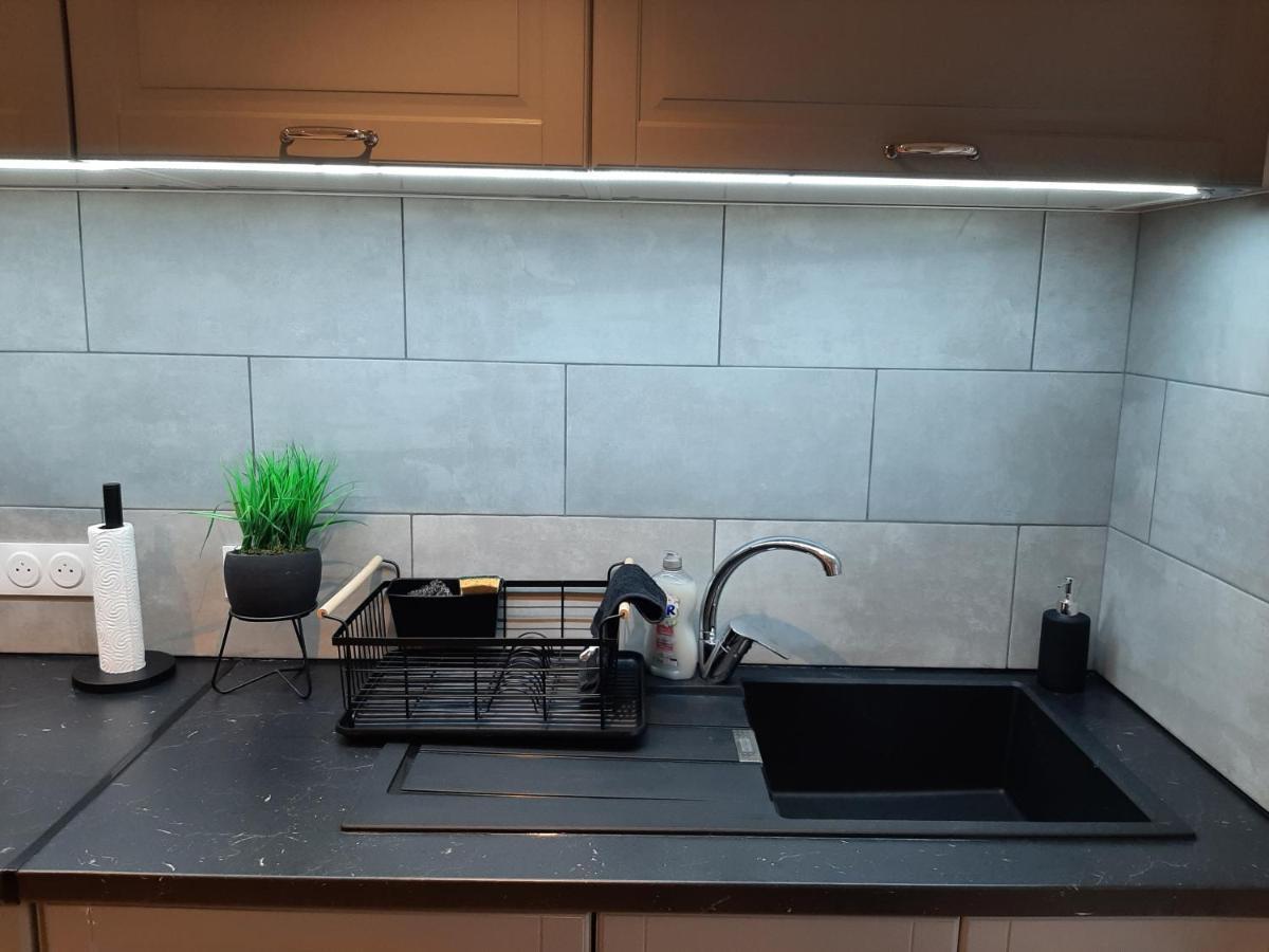 Apartment Confortable Dans Privee A *